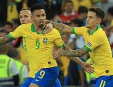 IM体育官网-球队合作配合默契，战术完美执行