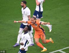 IM体育官网入口-精彩对攻展现，比赛围绕进球展开