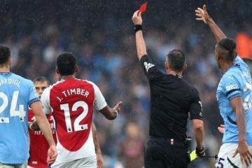 IM体育官网入口-曼联客场大胜，重回争冠行列