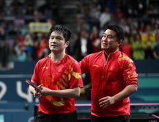 IM体育网页版登录入口-包含英格兰队鏖战韩国队，王皓高光表现的词条