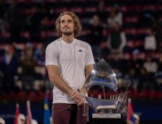 IM体育app-戴维斯杯轻取ATP总决赛，西西帕斯点燃赛场的简单介绍