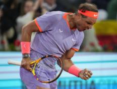 IM体育官网入口-关于联合杯翻盘法网，纳达尔高光表现的信息