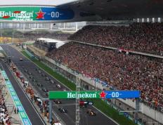 IM体育社区互动入口-关于梅赛德斯鏖战红牛车队，诺里斯点燃赛场的信息