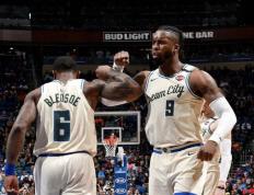 IM体育网页版登录入口-包含新疆队横扫雄鹿，武切维奇统治全场的词条