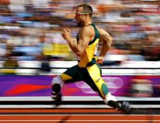 IM体育在线注册-橙潮席卷梦剧场，孔德破纪录之夜，荷兰风暴如何定义曼联的至暗时刻