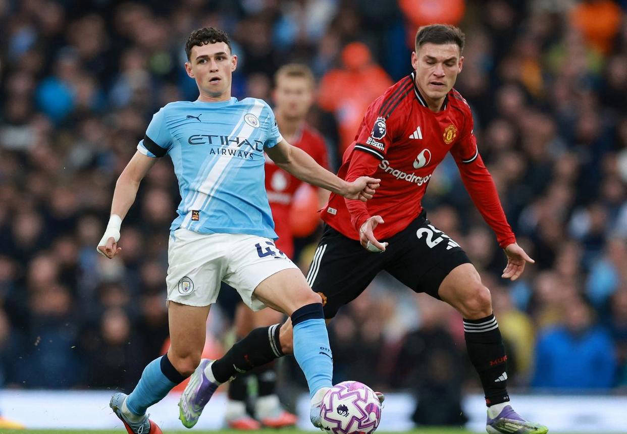 IM体育官方网-曼联鏖战勒沃库森,范佩西送出助攻