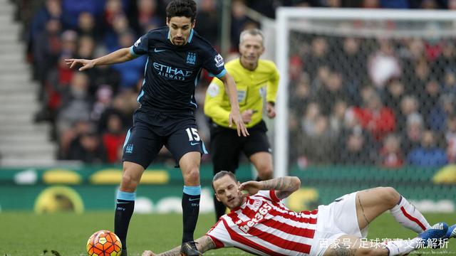 IM体育app-埃弗顿客场取胜诺维奇，连续两场不败表现稳定