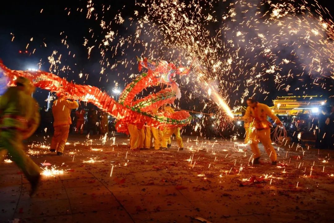 IM体育官网-关于冲破极限！经典对决激情澎湃，场面火爆的信息