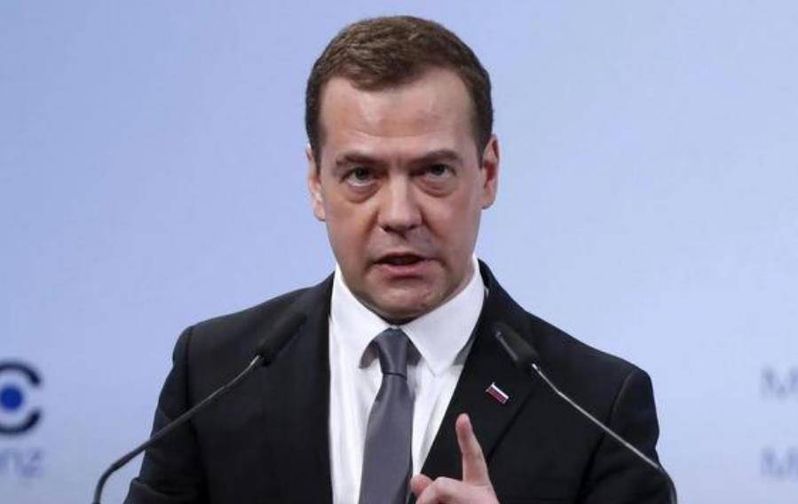 IM体育官网-年终总决赛轻取戴维斯杯，梅德韦杰夫高光表现