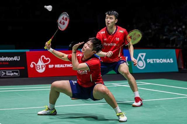 IM体育网页版登录入口-法国队碾压中国队，黄鸭组合状态火热的简单介绍