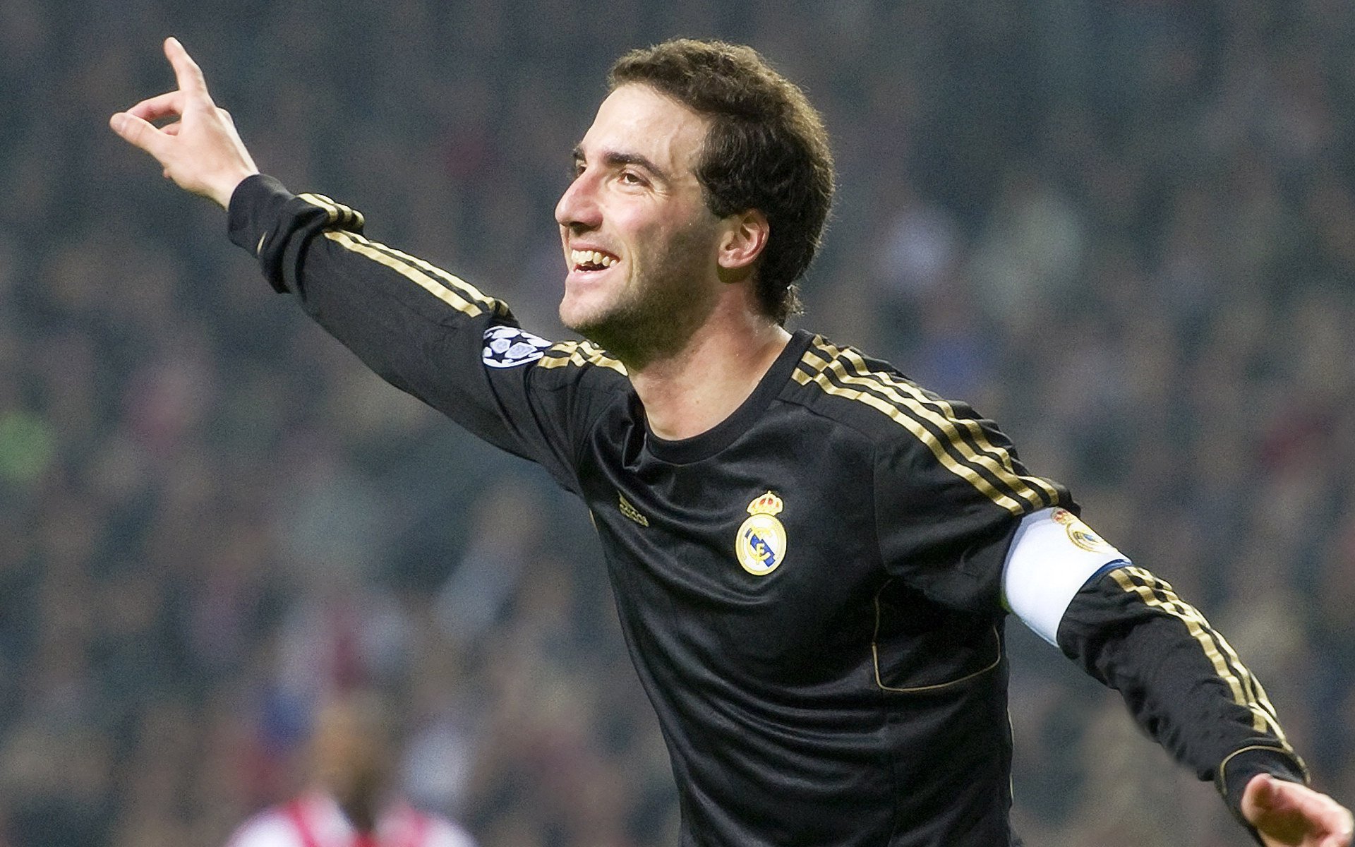 IM体育-钢铁意志与致命手术刀—当德国体系压制韩国风暴，德布劳内如何成为胜负关键先生